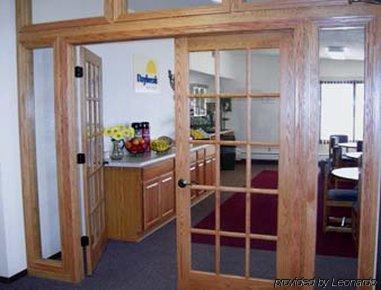 Days Inn By Wyndham פונד דו לאק מראה פנימי תמונה